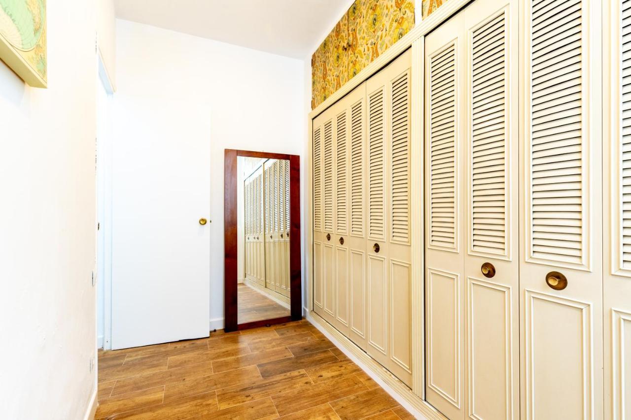 Aoa Conde De Ibarra Apartment Sevilla Bagian luar foto