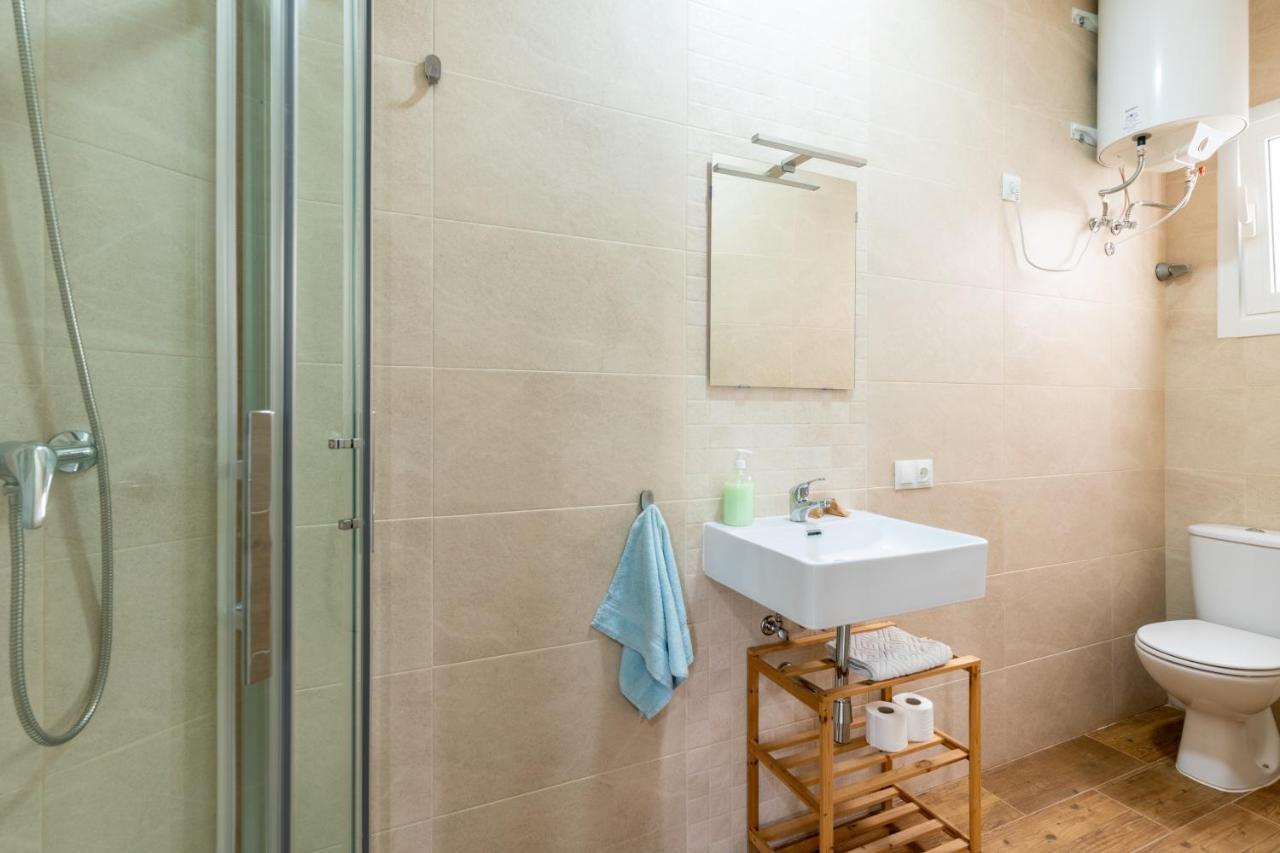 Aoa Conde De Ibarra Apartment Sevilla Bagian luar foto