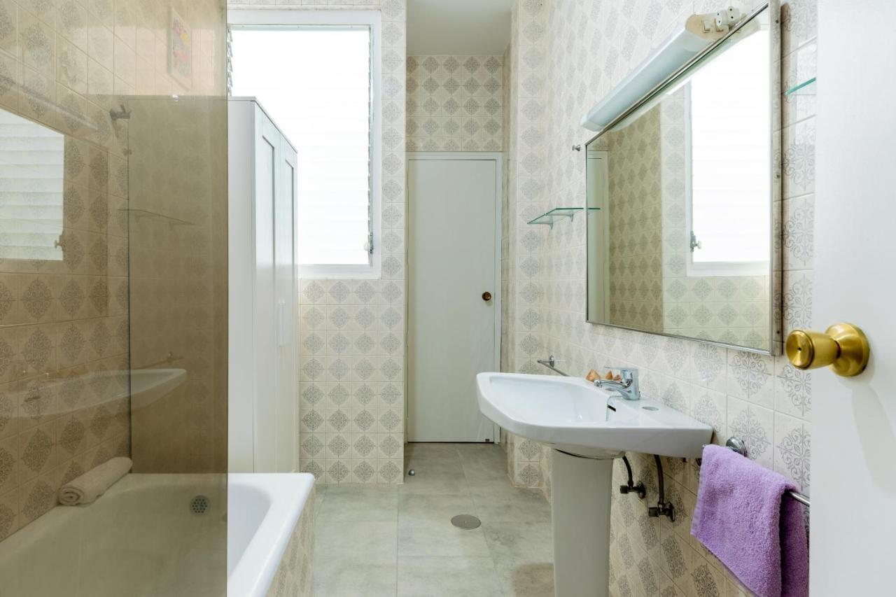 Aoa Conde De Ibarra Apartment Sevilla Bagian luar foto